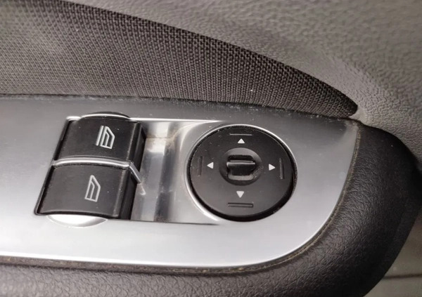 Ford Focus cena 17900 przebieg: 230000, rok produkcji 2010 z Częstochowa małe 466